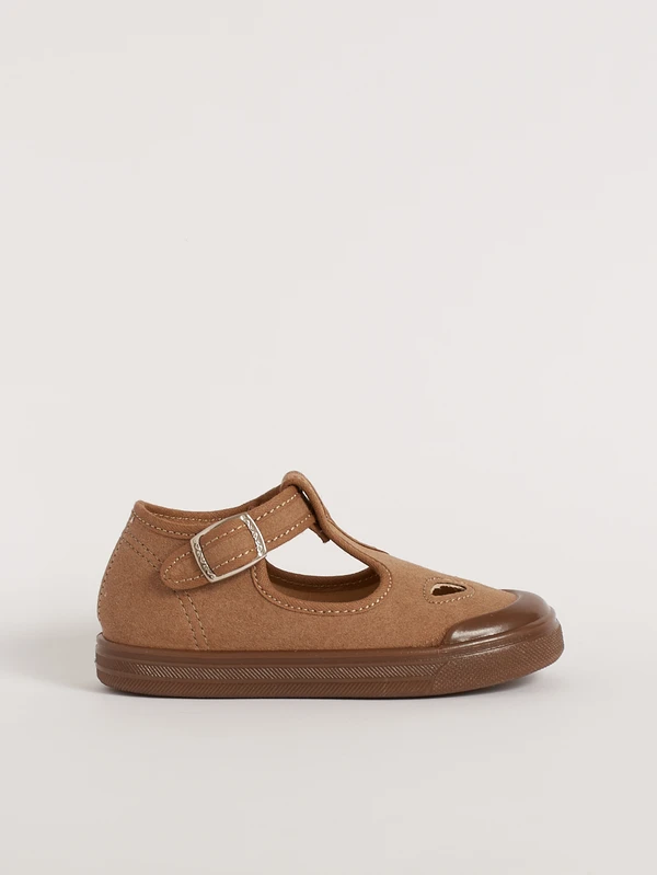 Scarpa occhietti bimbi marrone modello Talpa Barberini con suola caramello vista laterale