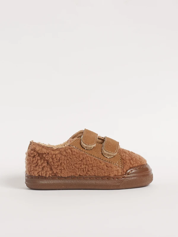 Scarpa primi passi pelosetta con strappo marrone modello Dondi Barberini vista laterale con doppio velcro